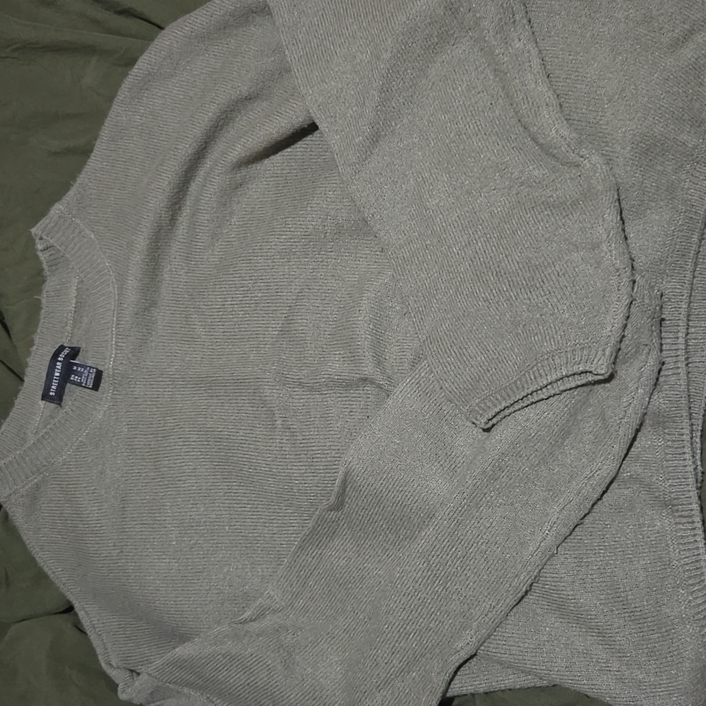 Urban Planet Knit Sweater Size Medium